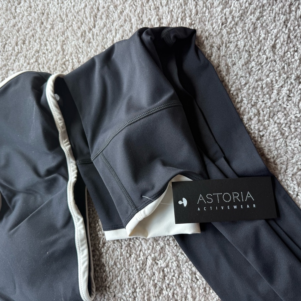 Astoria Activewear Gray Leggings